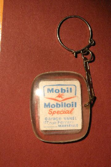 Lubrifiant_MOBIL_mobiloil_special_3.JPG