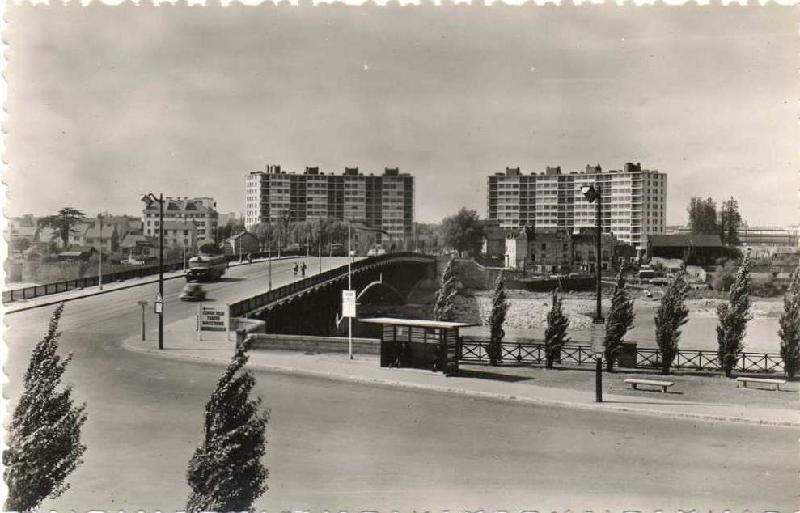 Nantes_Pont_de_Pirmil.jpg