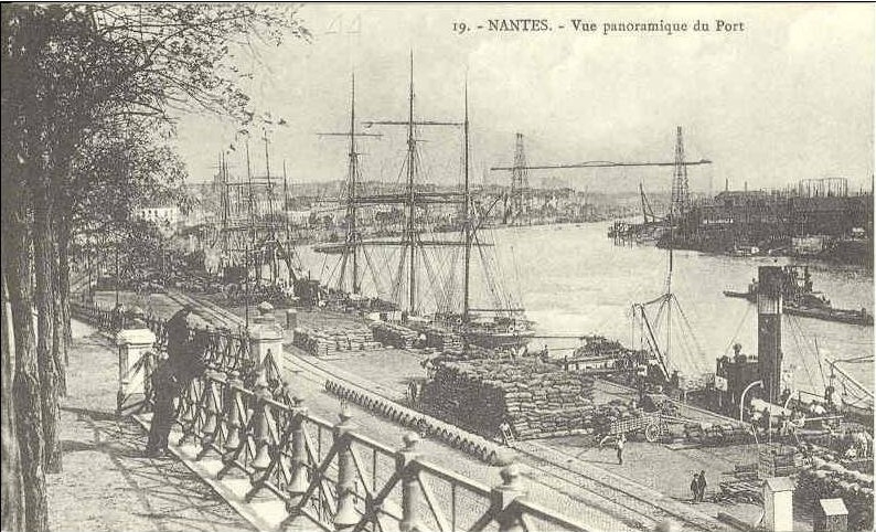 Nantes_Vue_Panoramique_du_Port.JPG