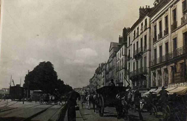 Nantes_Quai_de_la_Fosse  .jpg