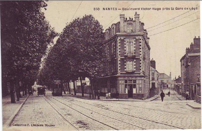 Nantes_Boulevard_Victor_Hugo_00.jpg