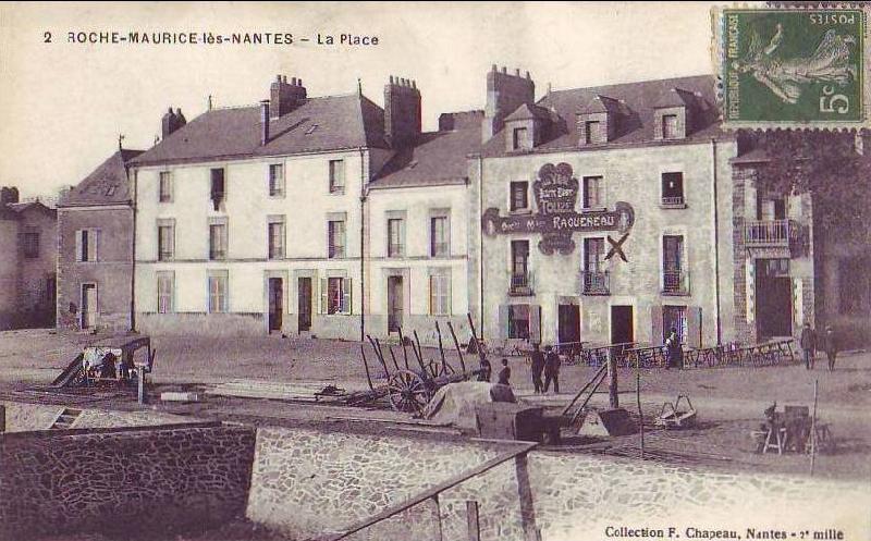 Nantes_Roche_Maurice_La_Place.jpg