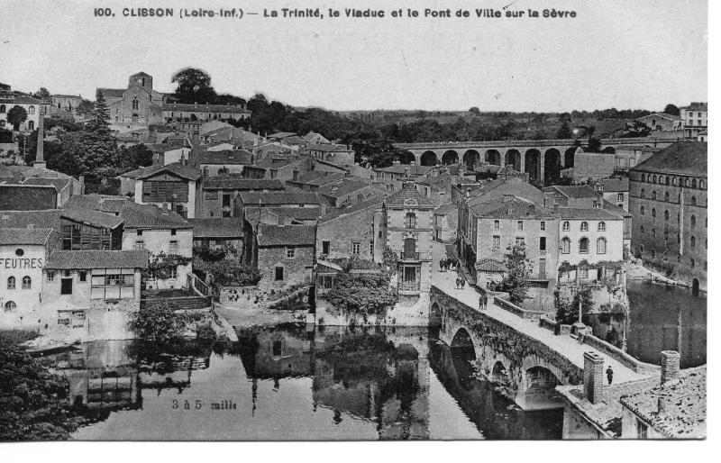 Clisson_La_Trinite_le_Viaduc_et_le_Pont_de_Ville_sur_la_Sevre_sjp.jpg