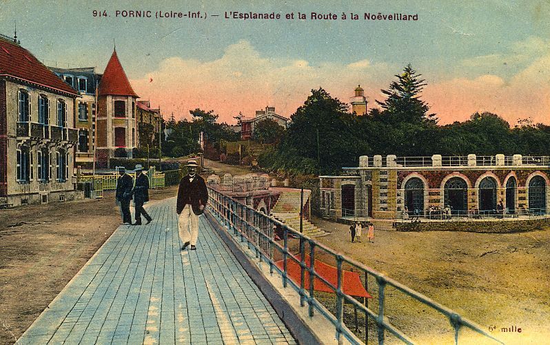 Pornic_L'esplanade_et_la_route_de_la_Noeveillard.jpg