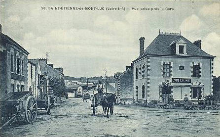 ST-Etienne-de-Mont-Luc_Vue_Prise_pres_de_la_Gare.jpg